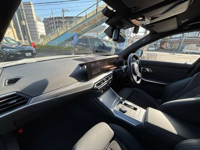 3シリーズツーリング320d xドライブ Mスポーツ  4WD