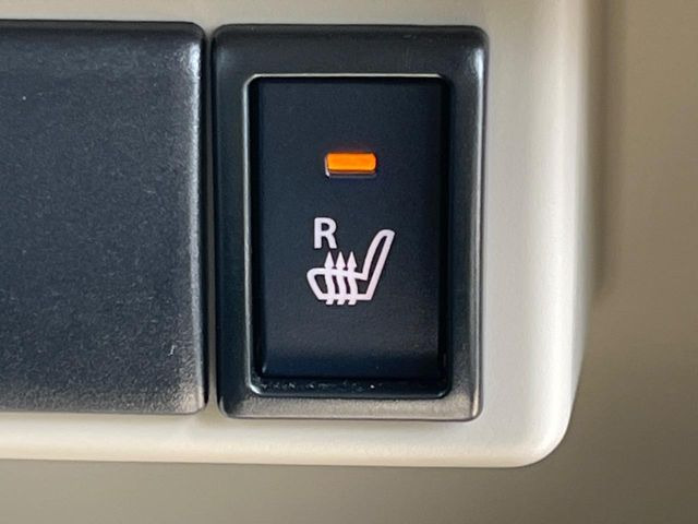 �y�V�[�g�q�[�^�[�z�������ɏd�󂷂�V�[�g�q�[�^�[!�G�A�R����葁�����܂��Ă����̂Ŋ�����̐l�����S�ł��ˁ�G�A�R���̉����͊������邩����A�Ƃ������ɂ����������߂ł��B