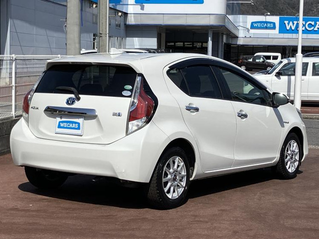 アクア1.5 S スタイルブラック