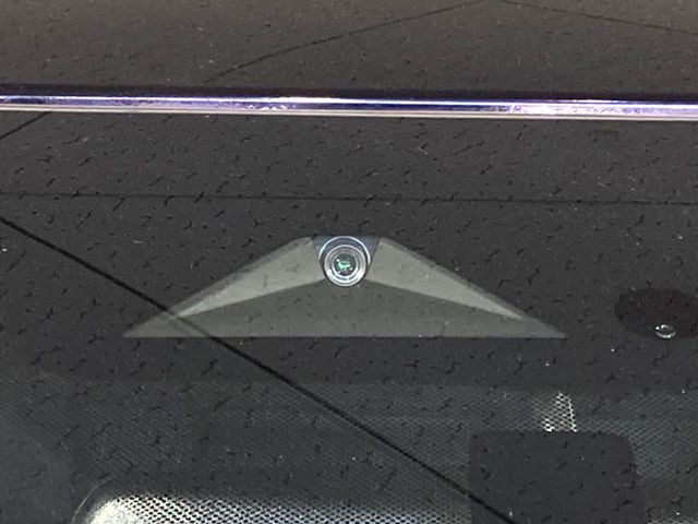 �y�O�He-Assist�z���s���ɑO���̎ԗ�����F�����A�Փ˂������Ȏ��͌x��ƃu���[�L�ŏՓˉ���Ɣ�Q�y�����A�V�X�g�B�����S�Ƀh���C�u�����y���݂��������܂��B