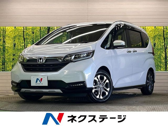 フリード（ホンダ）1.5 ハイブリッド クロスター 中古車画像