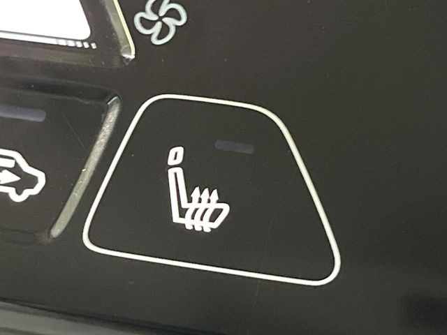 �y�V�[�g�q�[�^�[�z�������ɏd�󂷂�V�[�g�q�[�^�[!�G�A�R����葁�����܂��Ă����̂Ŋ�����̐l�����S�ł��ˁ�G�A�R���̉����͊������邩����A�Ƃ������ɂ����������߂ł��B