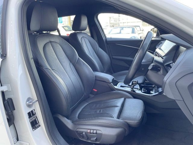 ���V�[�g�̎g�p��:�j��E�ւ�������Ȃ��A�����̒ʂ肫�ꂢ�ȏ�Ԃ��ێ����Ă���܂��B�܂��A�����N���[�j���O�E�R�[�e�B���O�����p�����������܂��B