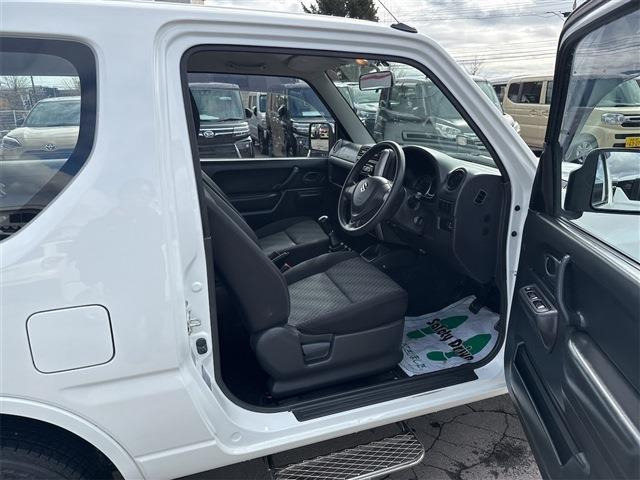 �[�ԑO�ɓ��O���̃N���[�j���O���������܂��B�e��R�[�e�B���O(�ʓr�L��)�����p�ӂ��Ă���܂��̂ŁA���񂲑��k���������B