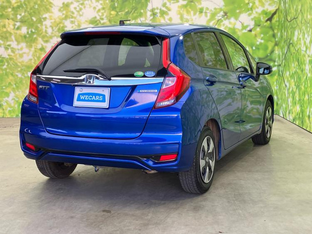 フィットハイブリッド