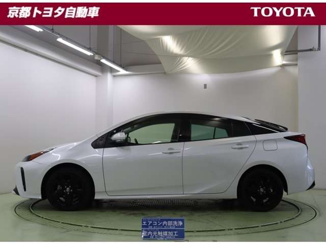 プリウス1.8 S ツーリングセレクション ブラックエディション