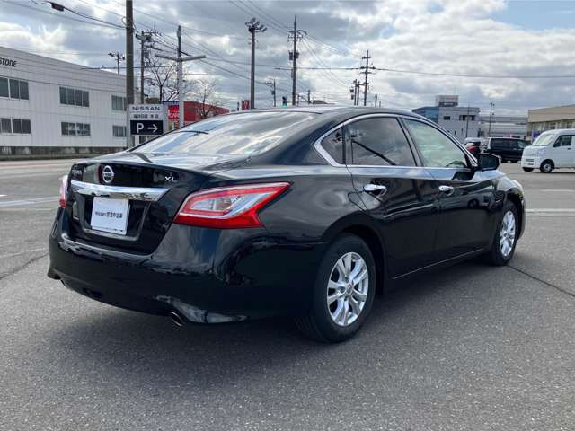 ティアナ2.5 XL ナビAVMパッケージ