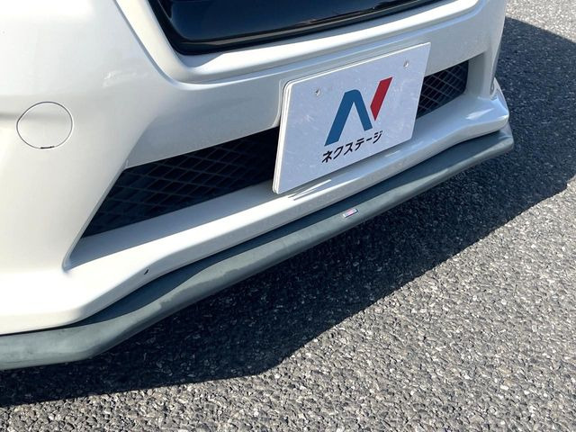 【STIエアロ】人気のSTIエアロを装備!クルマの外観がよりスタイリッシュになり、街中で存在感あふれる1台に♪将来買い替える時にもリセールに影響しやすく、価値ある人気の装備です!