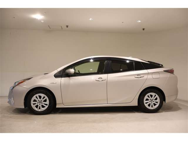 プリウス1.8 S セーフティ プラス