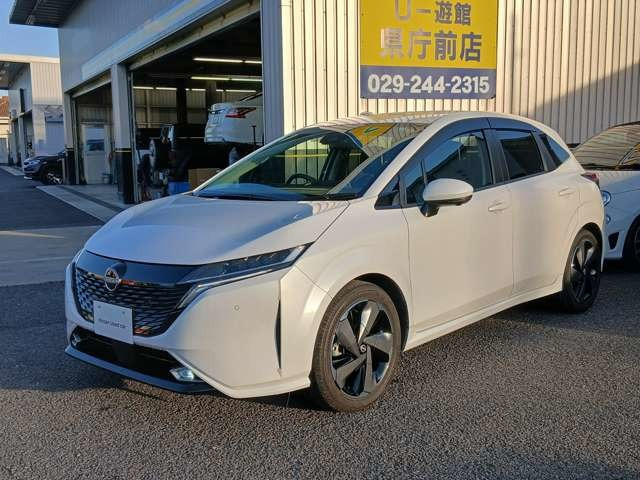 ノートオーラ1.2 G FOUR レザーエディション 4WD