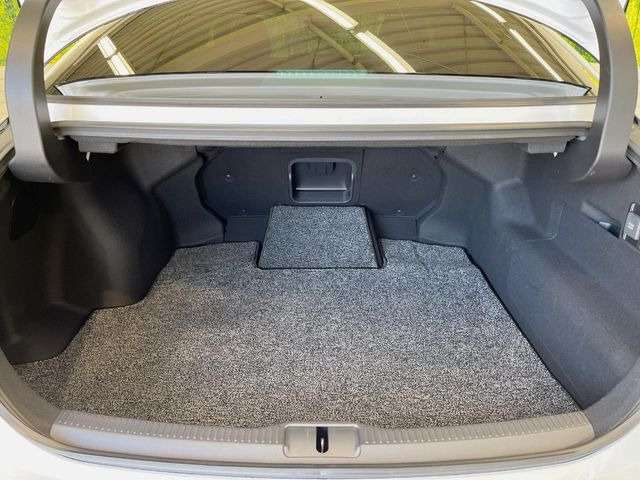 よりクリーンな状態をキープしたいお客様には『ナノゾーンコート』がおすすめ!コロナウイルス対策や、除菌・消臭に効果を発揮し多くの方にご好評いただいております。