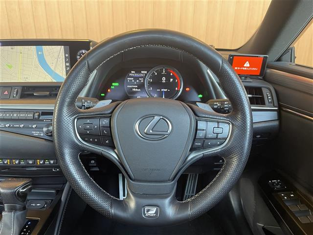 ES300h Fスポーツ