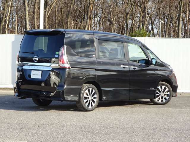 セレナ2.0 ハイウェイスター VセレクションII