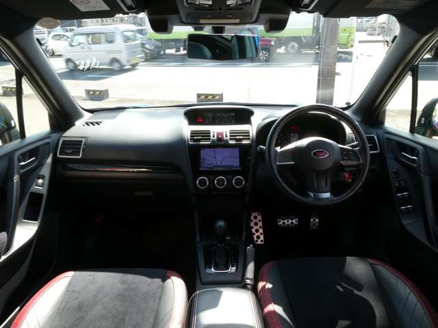 �i�����ꂽ�C���p�l����́A�X�^�C���b�V�������쐫�⎋�F���ɂ��D��A�O���̂��Ȃ��f�U�C���ɂȂ��Ă���܂�!