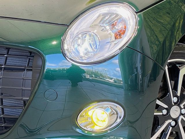 �yLED�w�b�h���C�g�z���V����ԑ��s�����ǍD�Ȏ��E���m�ۂ����S���ĉ^�]�ł��鍂�P�xLED�w�b�h���C�g�𑕔�!�_�����x�������A����d�͂��}�����Ă��܂��B