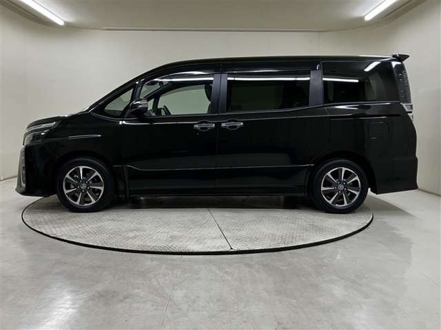 ヴォクシー2.0 ZS 煌III