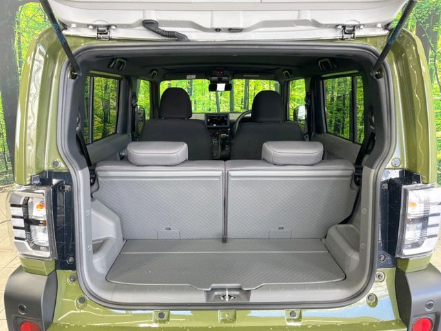 ���i�̂���������ʋ΁A���}���ɏ\���ȉ׎��X�y�[�X���m�ۂ��Ă���܂��B�Z�J���h�V�[�g��|���ƁA�傫�ȉו��̐ύڂ��\�ł���