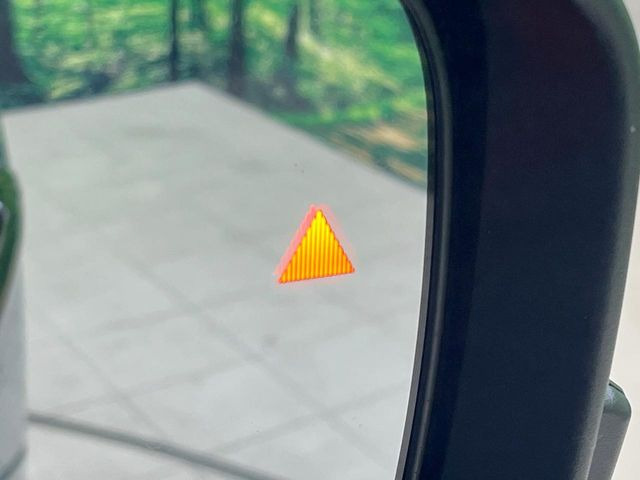 �y�u���C���h�X�|�b�g���j�^�[�z���s���A�h�A�~���[�̎��p�ɂȂ�₷���ӏ��Ɍ㑱�Ԃ��ڋ߂���ƃT�C�h�~���[�̃����Y�Ɍx����\��!�h���C�o�[�ɒ��ӊ��N�����Ă���܂��B