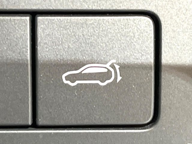 �y�p���[�o�b�N�h�A�z�X�}�[�g�L�[��^�]�Ȃ̃{�^�������������Ń��A�Q�[�g�������ŊJ���܂�!�ו��������Ă��鎞��A�����ʒu�ɂ���o�b�N�h�A��߂�ۂɕ֗��ȋ@�\�ł���