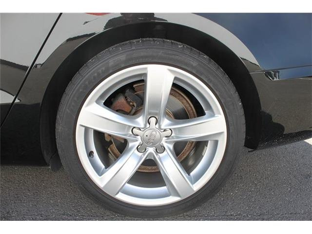 ���Ǝҗl�ւ̔̔��͂��f�肳���Ă��������܂��B �Ԍ������ԗ��̏ꍇ�́A�Ԍ����擾�������x�������z�ŕ\�����Ă���܂��B