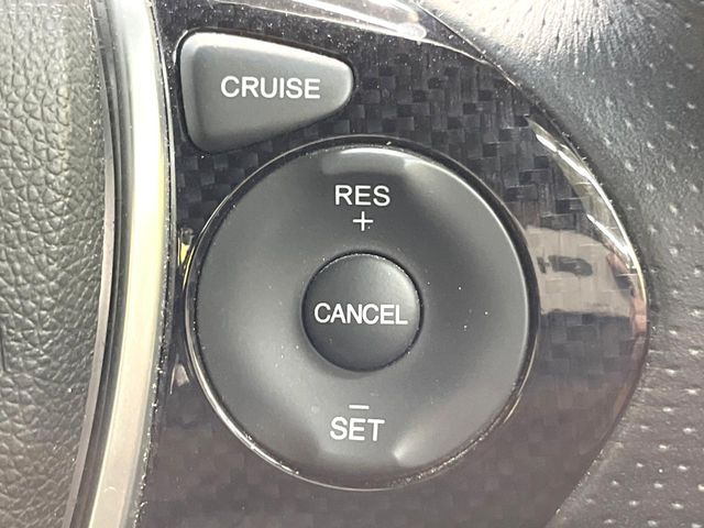 �y�N���[�Y�R���g���[���z�������H�����N���N���s�B�A�N�Z���𗣂��Ă���葬�x�ő��s���ł��A�������^�]���̕��S���y��!�����E�������ȒP�ȃX�C�b�`����Œ����ł��܂��B