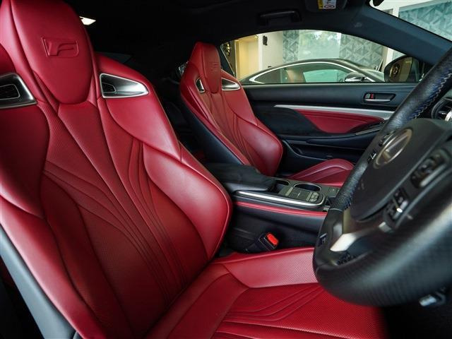 F�X�|�[�c��p�V�[�g�ő̂���������z�[���h�B�����O�h���C�u�ł����ɂ����݌v�ł��B