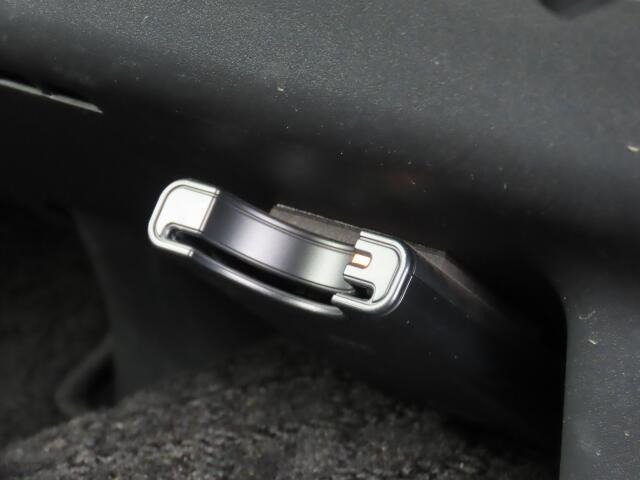 ETCも装備していますよ!ETC車載機を利用すると高速料金が割引に!!サイフにも優しい装備ですね♪