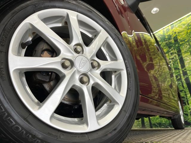 �y����14�C���`�A���~�z�C�[���z�O�ςɃ}�b�`���������A���~�z�C�[���𑕒����Ă���܂��B�e��ЊO�A���~�z�C�[����A�X�^�b�h���X�^�C�����戵�����Ă���܂��B���񂲑��k����������