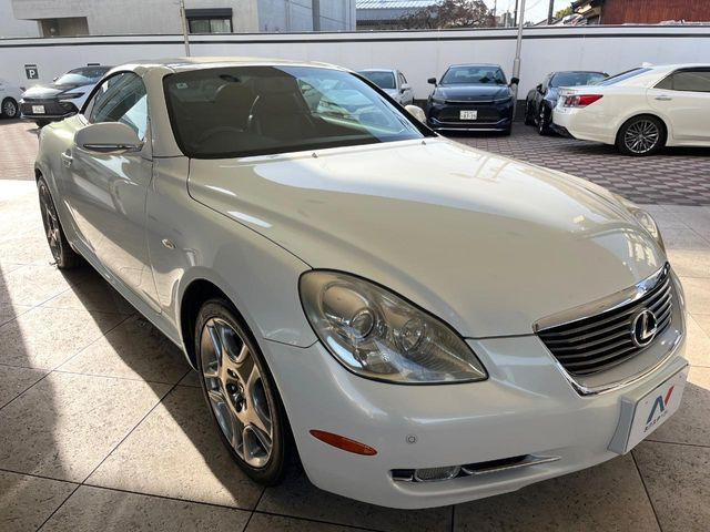 �������x�̃K���X�疌�ŝ����͂������A�㎿�ȃc���E����������B���O����_���J�����؂Ȉ��Ԃ�ی삵�A�F�����E�򉻂�h�~�B�u�e�X�v���b�V���R�[�g�v�A�u�e�v���~�b�T�R�[�g�v���炨�I�т��������܂��B