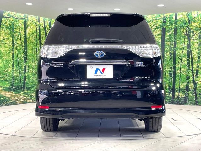 安心の最長10年・走行無制限保証(有償)をご用意。保証内容も充実はもちろん、無料点検&オイル交換や、年中無休の全国・24時間ロードサービスも付帯されておりますのでご安心下さい。