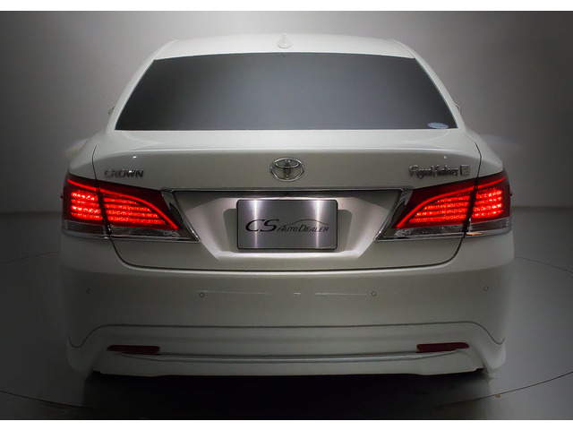 ★テールスモークやLED加工、マフラー、ルーフスポイラー、エアロパーツなど取り付け承ります!