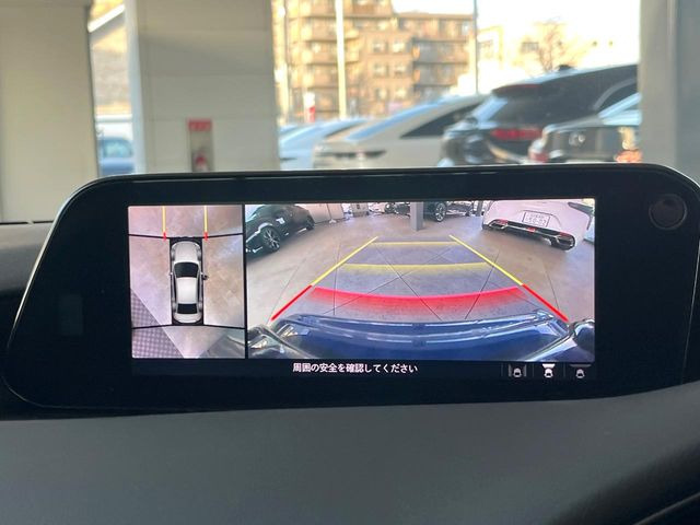 �y360&deg;�r���[���j�^�[�z��p�̃J�����ɂ��A�ォ�猩���낵���悤�Ȏ��_��360�x�N���}�̎��͂��m�F���邱�Ƃ��ł��܂������p�������m�F���₷���A�����ꏊ�ł̐؂�Ԃ��⒓�Ԃ��X���[�Y�ɍs���܂��B