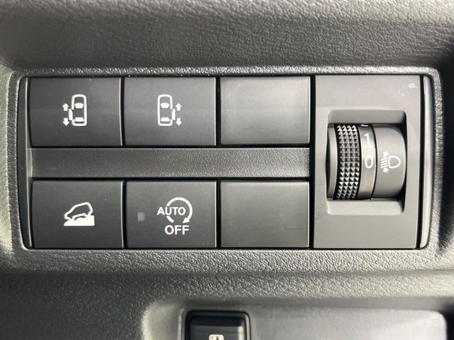 �y�����p���[�X���C�h�h�A�z�X�}�[�g�L�[��^�]�Ȃ̃X�C�b�`�Ō�ȗ����X���C�h�h�A�̊J���\���d��������͂����ăh�A���J����K�v�������A�����Ȃ��q�l�ł��ȒP�ɊJ���߂ł����K�ł���