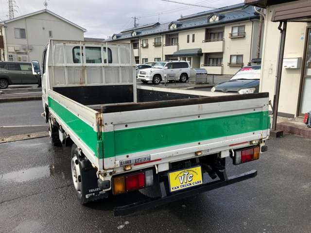 �ۏ؊��Ԃ̓G���W�������@�\�E���͓`�B�@�\��1��������0.1���L���A�X�e�A�����O�@�\�E�O��A�N�X���@�\�E�u���[�L�E�d�C�n�E��p���n�E�R���n��1��������0.1���L���ƂȂ�܂��B�ʓr1�`3�N�L�����x�ۏؗL��܂�