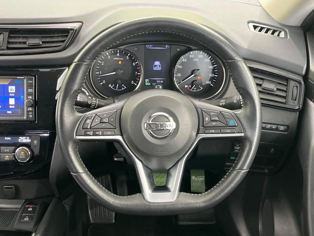 �y�����v�����X�e�A�����O�z�㎿�Ȋv���g�p���邱�ƂŁA��ɂ����������݂ƂĂ��^�]���₷���n���h���ł���