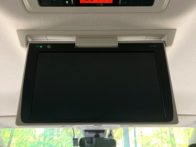 ヴォクシー1.8 ハイブリッド ZS 煌II