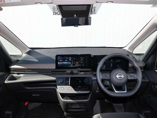 セレナ1.4 e-POWER ハイウェイスターV