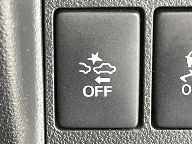 �y�X�}�[�g�A�V�X�g�z���s���ɑO���̎ԗ�����F�����A�Փ˂������Ȏ��͌x��ƃu���[�L�ŏՓˉ���Ɣ�Q�y�����A�V�X�g�B�����S�Ƀh���C�u�����y���݂��������܂��B