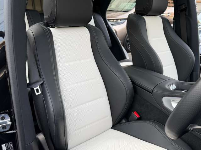 �z���C�g&�u���b�N�{�v�V�[�g�E�V�[�g�x���`���[�V����(Hot&Cool)�E�������[�t���p���[�V�[�g�B