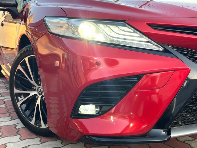 �yLED�w�b�h���C�g�z���V����ԑ��s�����ǍD�Ȏ��E���m�ۂ����S���ĉ^�]�ł��鍂�P�xLED�w�b�h���C�g�𑕔�!�_�����x�������A����d�͂��}�����Ă��܂��B