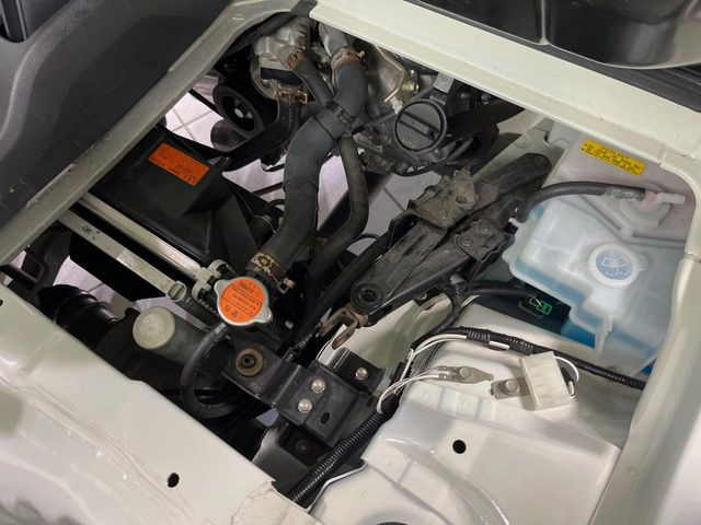 �e�؁E���J�Ȑ�僁�J�j�b�N�X�^�b�t������!�E�Ԍ��E�_�������E���̓��̏C���ȂǃA�t�^�[�T�[�r�X�����S�B���Ԃ̃J�X�^�}�C�Y���l�N�X�e�[�W�̃T�[�r�X�X�^�b�t�܂ł����k��������!