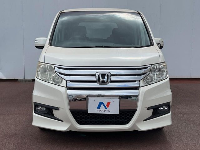 ���Ђł́A�S�ԁw�C�����Ȃ��x�̂��Ԃ̂ݎ�舵���Ă���܂��B��C�o�C���[�ɂ�錵�I�����d����̌�A���Ɍ�̎ԗ��`�F�b�N���s���A�l�N�X�e�[�W���F�肵�����i���Ȓ��ÎԂ����񋟂��Ă���܂��B