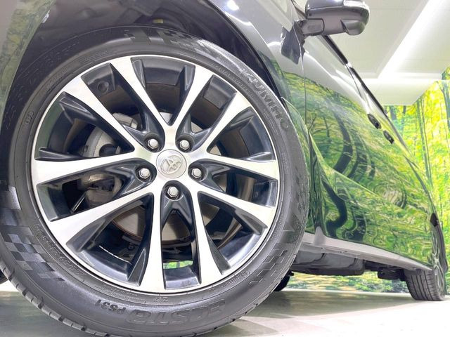 【純正18インチアルミホイール】外観にマッチした純正アルミホイールを装着しております。各種社外アルミホイールや、スタッドレスタイヤも取扱いしております。是非ご相談ください♪