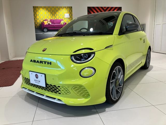 アバルト500eスコーピオニッシマ