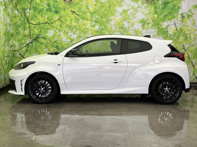 GRヤリス1.6 RC 4WD