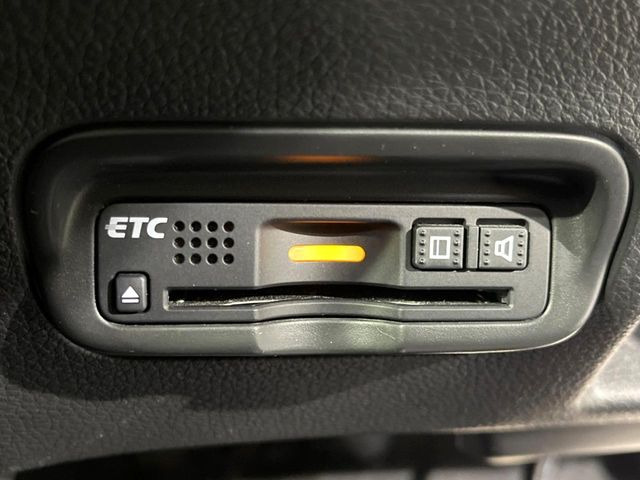 【ETC】高速道路の料金所をストレスなく通過!話題のスポットやサービスエリアに多い「スマートIC」利用時は必須のアイテムです。当店でセットアップを実施、ご納車当日からすぐにご利用いただけます!