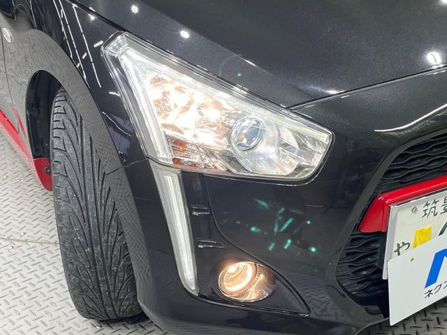 �yLED�w�b�h���C�g�z���V����ԑ��s�����ǍD�Ȏ��E���m�ۂ����S���ĉ^�]�ł��鍂�P�xLED�w�b�h���C�g�𑕔�!�_�����x�������A����d�͂��}�����Ă��܂��B