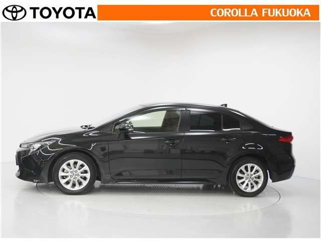 カローラ1.8 ハイブリッド S