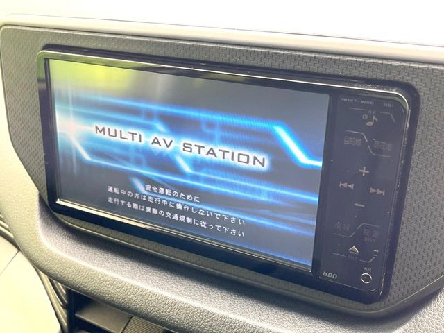 �y�i�r�Q�[�V�����z�g���₷���i�r�ŖړI�n�܂ł�������ē����Ă���܂��B�e��I�[�f�B�I�Đ��@�\���[�����Ă���A���Ԃ̉^�]������Ɋy�����Ȃ�܂�!!