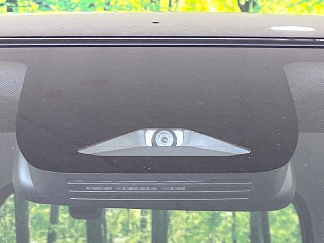 �y�g���^�Z�[�t�e�B�Z���X�z���s���ɑO���̎ԗ�����F�����A�Փ˂������Ȏ��͌x��ƃu���[�L�ŏՓˉ���Ɣ�Q�y�����A�V�X�g�B�����S�Ƀh���C�u�����y���݂��������܂��B